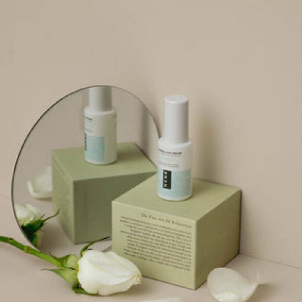 Nwt NENA mineral eye cream